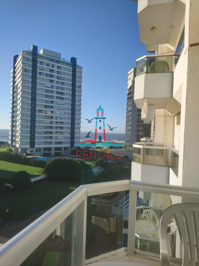 Apartamento ID.499 - Apartamento en venta  de 3 dormitorios en Edificio Torre Marina, Punta del este 