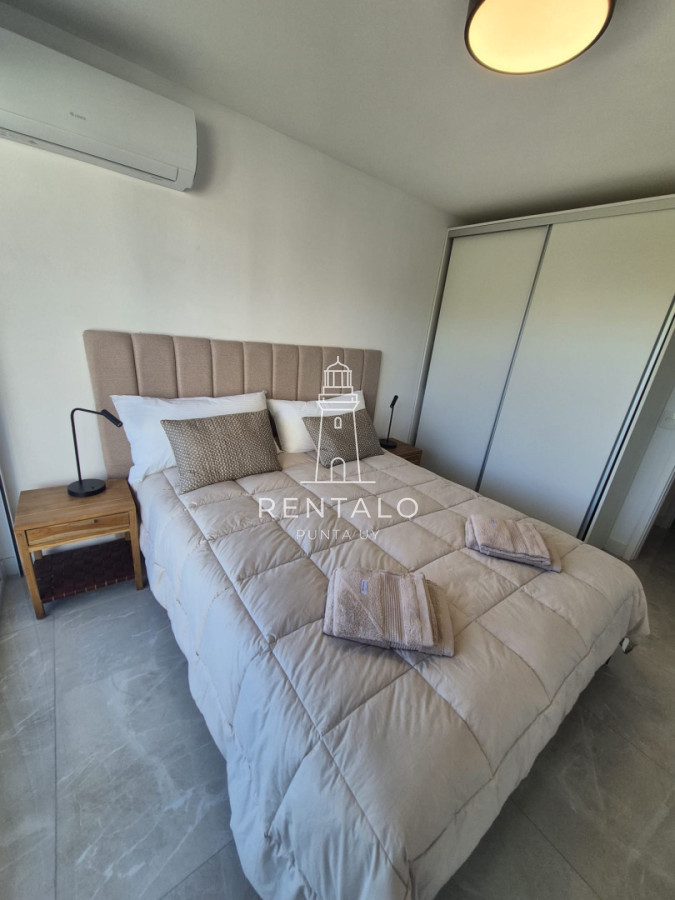 Apartamento ID.848 - Apartamento en alquiler anual de 2 dormitorios en punta del este full amenities