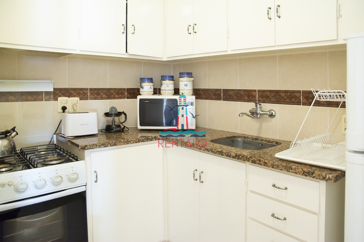 Apartamento ID.593 - Apartamento de 2 dormitorios en Punta del este en venta 