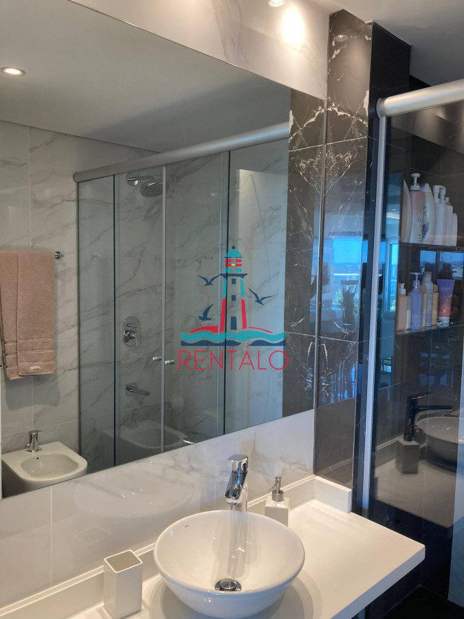 Apartamento ID.338 - Penthouse en punta del este en venta 4 dormitorios