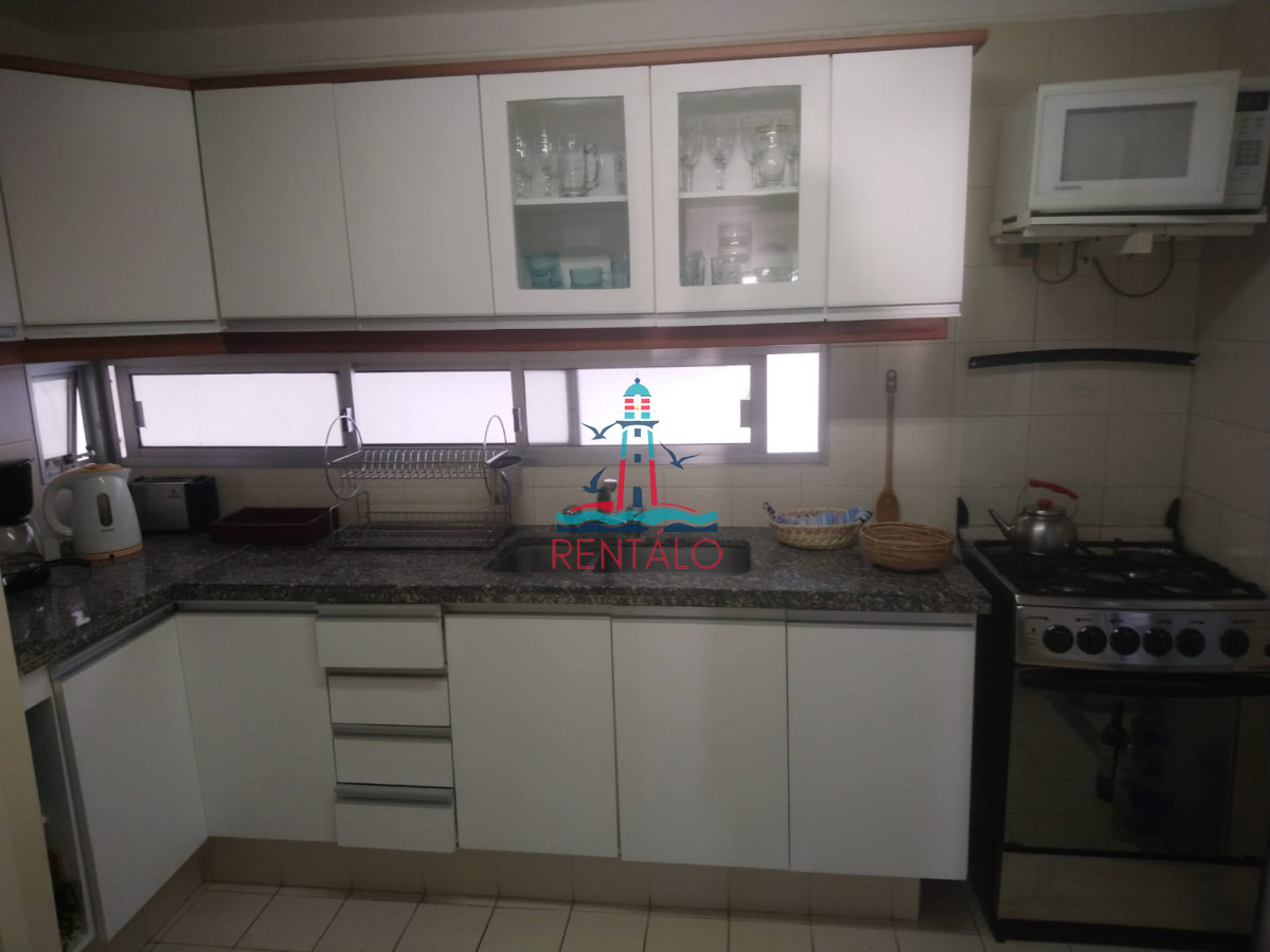 Apartamento ID.499 - Apartamento en venta  de 3 dormitorios en Edificio Torre Marina, Punta del este 