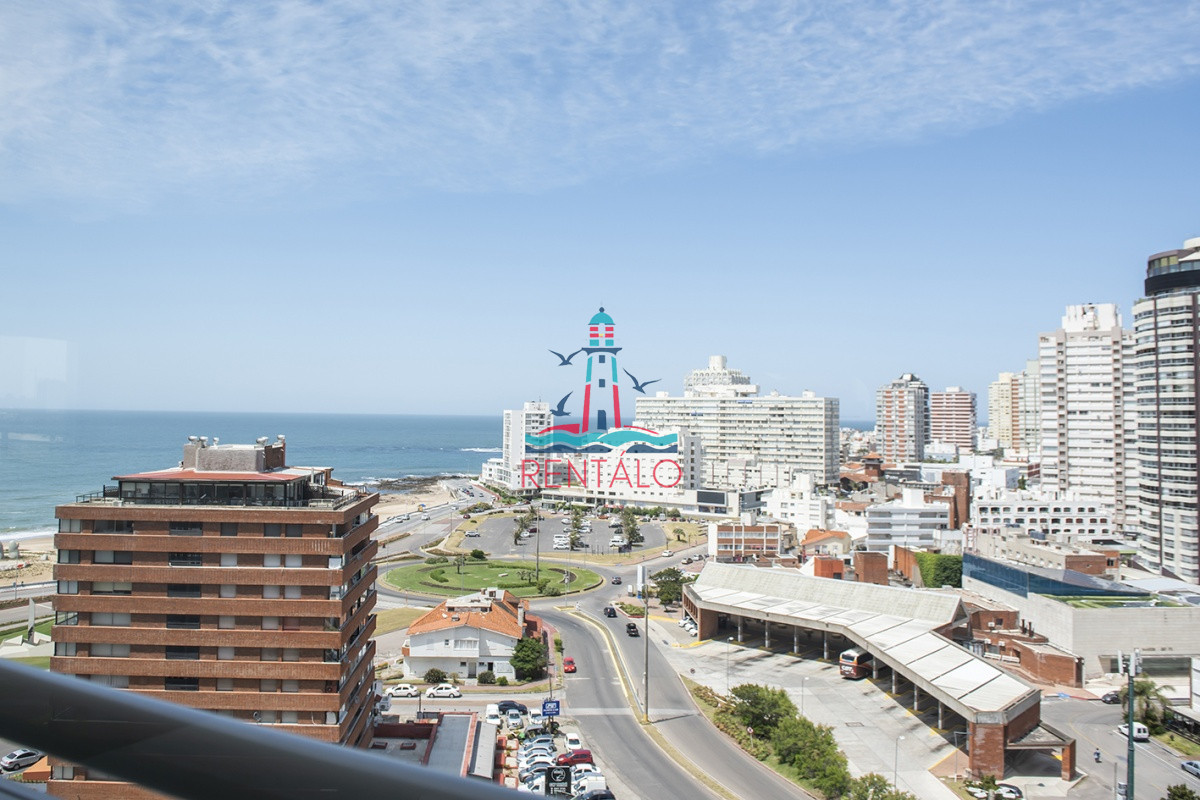 Apartamento ID.346 - Apartamento de 2 dormitorios en Torre Imperiale , Punta del este , Playa Brava 