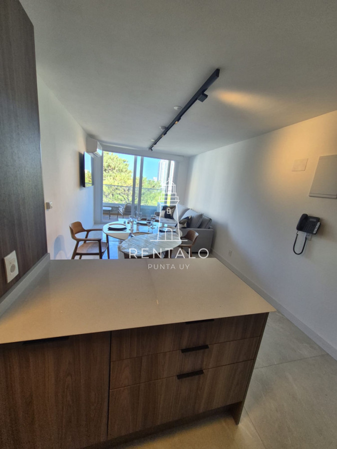 Apartamento ID.848 - Apartamento en alquiler anual de 2 dormitorios en punta del este full amenities