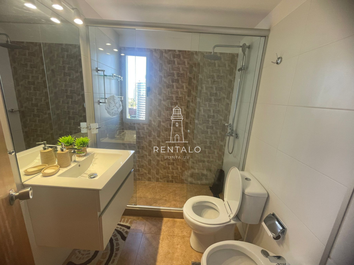 Apartamento ID.860 - Apartamento en venta de 2 dormitorios en Punta del Este 