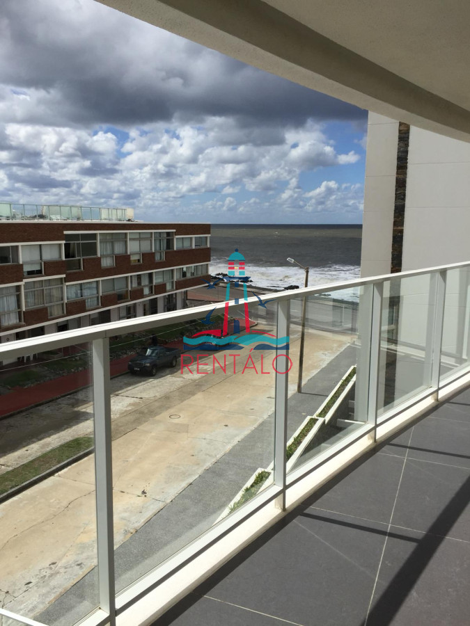 Apartamento ID.592 - Apartamento de 2 dormitorios en Punta del este vista al mar 