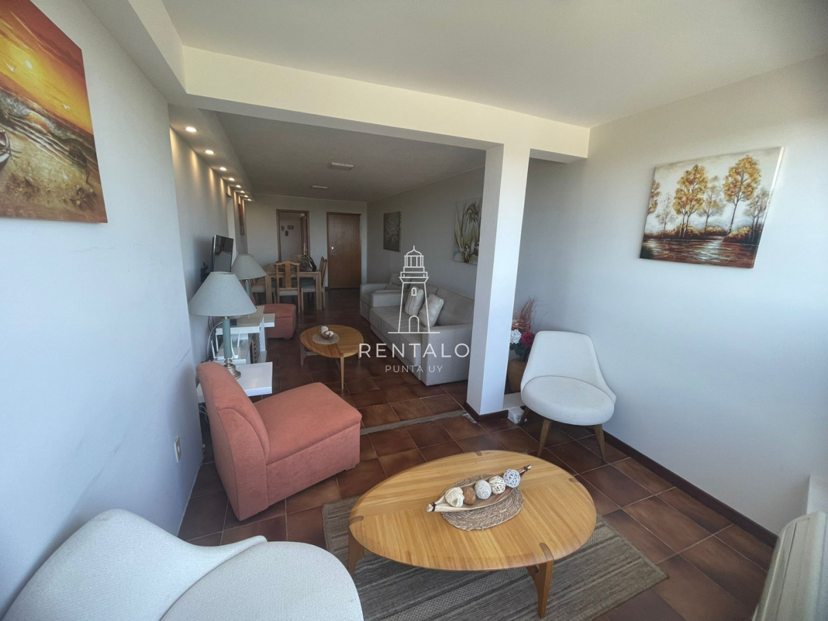 Apartamento ID.860 - Apartamento en venta de 2 dormitorios en Punta del Este 
