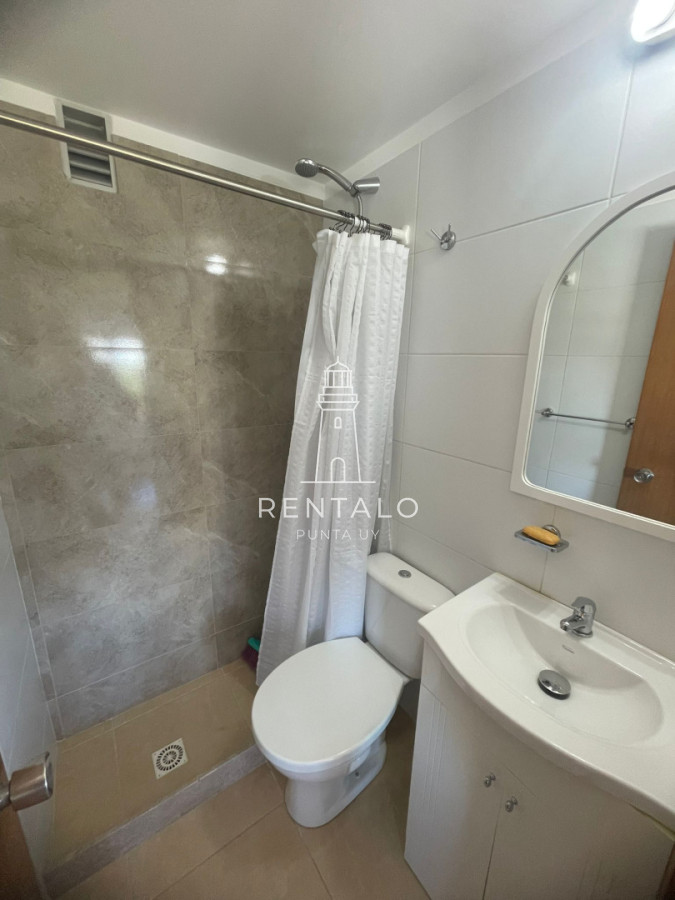 Apartamento ID.860 - Apartamento en venta de 2 dormitorios en Punta del Este 