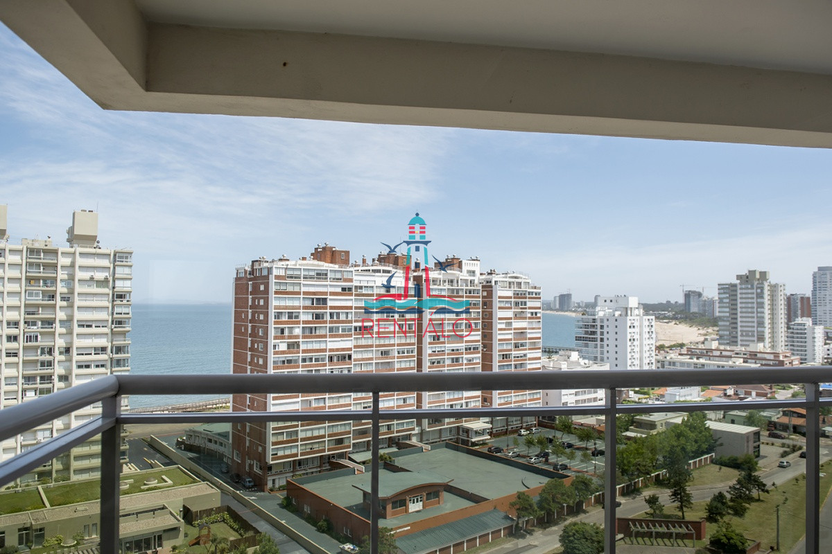 Apartamento ID.346 - Apartamento de 2 dormitorios en Torre Imperiale , Punta del este , Playa Brava 