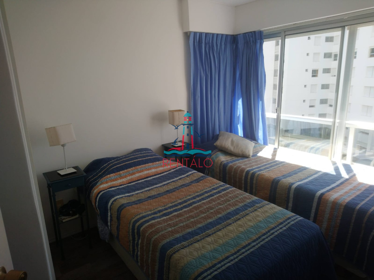 Apartamento ID.499 - Apartamento en venta  de 3 dormitorios en Edificio Torre Marina, Punta del este 