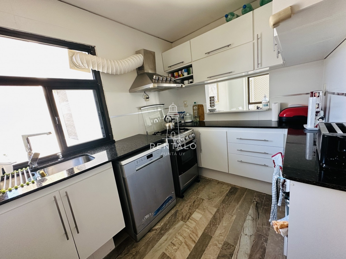 Apartamento ID.943 - Apartamento en venta de 3 dormitorios en Playa Brava , Punta del este 