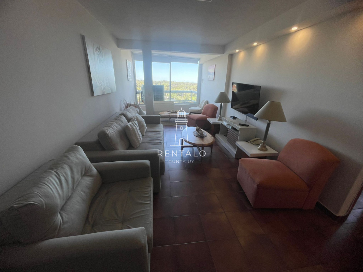Apartamento ID.860 - Apartamento en venta de 2 dormitorios en Punta del Este 