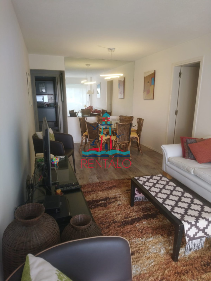 Apartamento ID.499 - Apartamento en venta  de 3 dormitorios en Edificio Torre Marina, Punta del este 