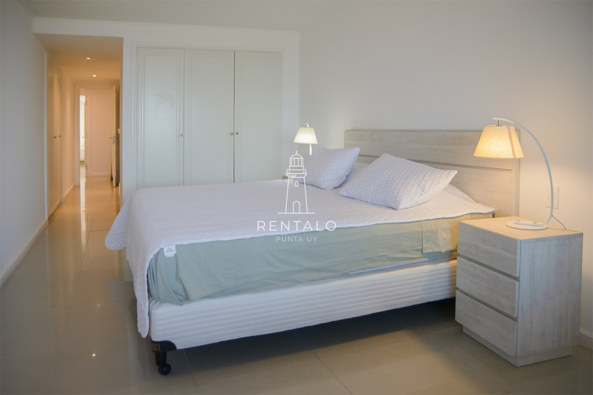 Apartamento ID.347 - Torre Imperiale Punta Del Este, Departamento de 3 dormitorios