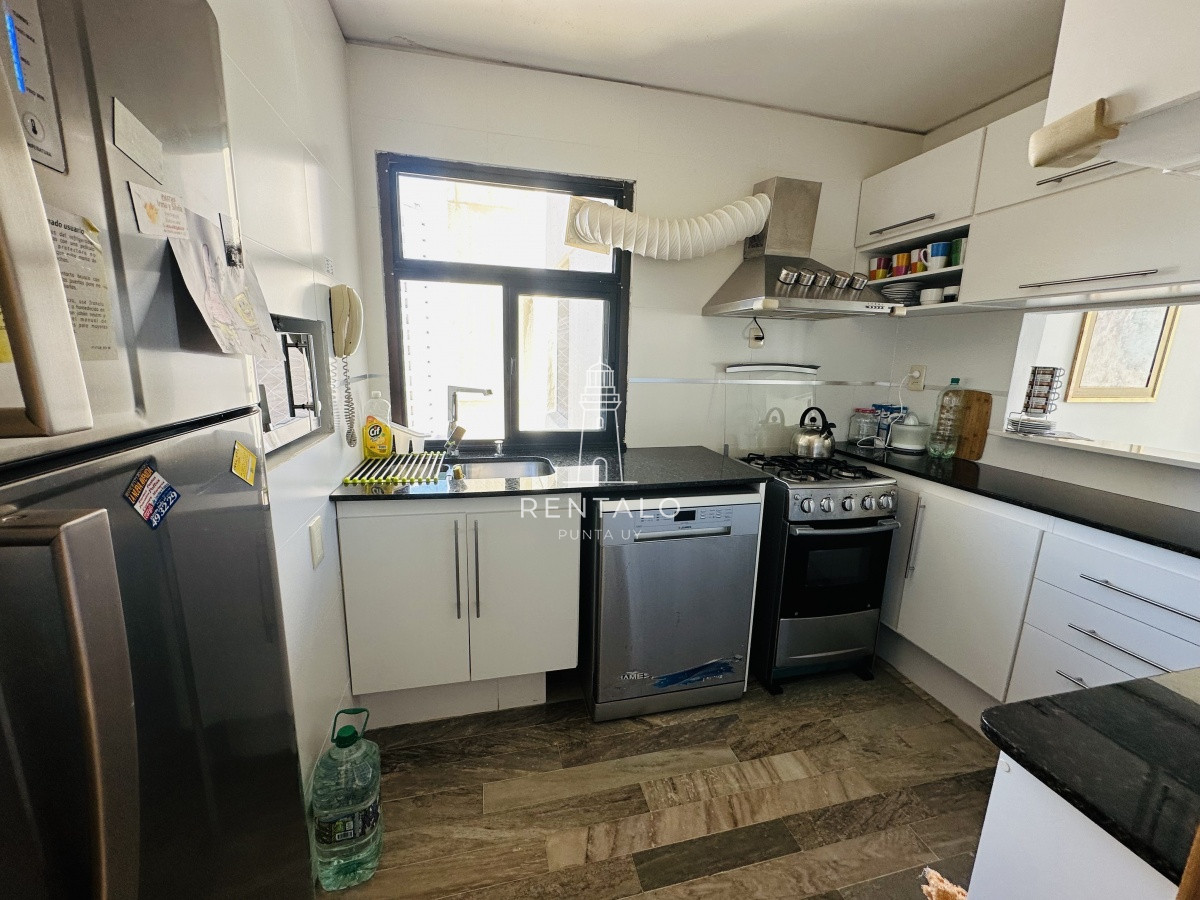 Apartamento ID.943 - Apartamento en venta de 3 dormitorios en Playa Brava , Punta del este 