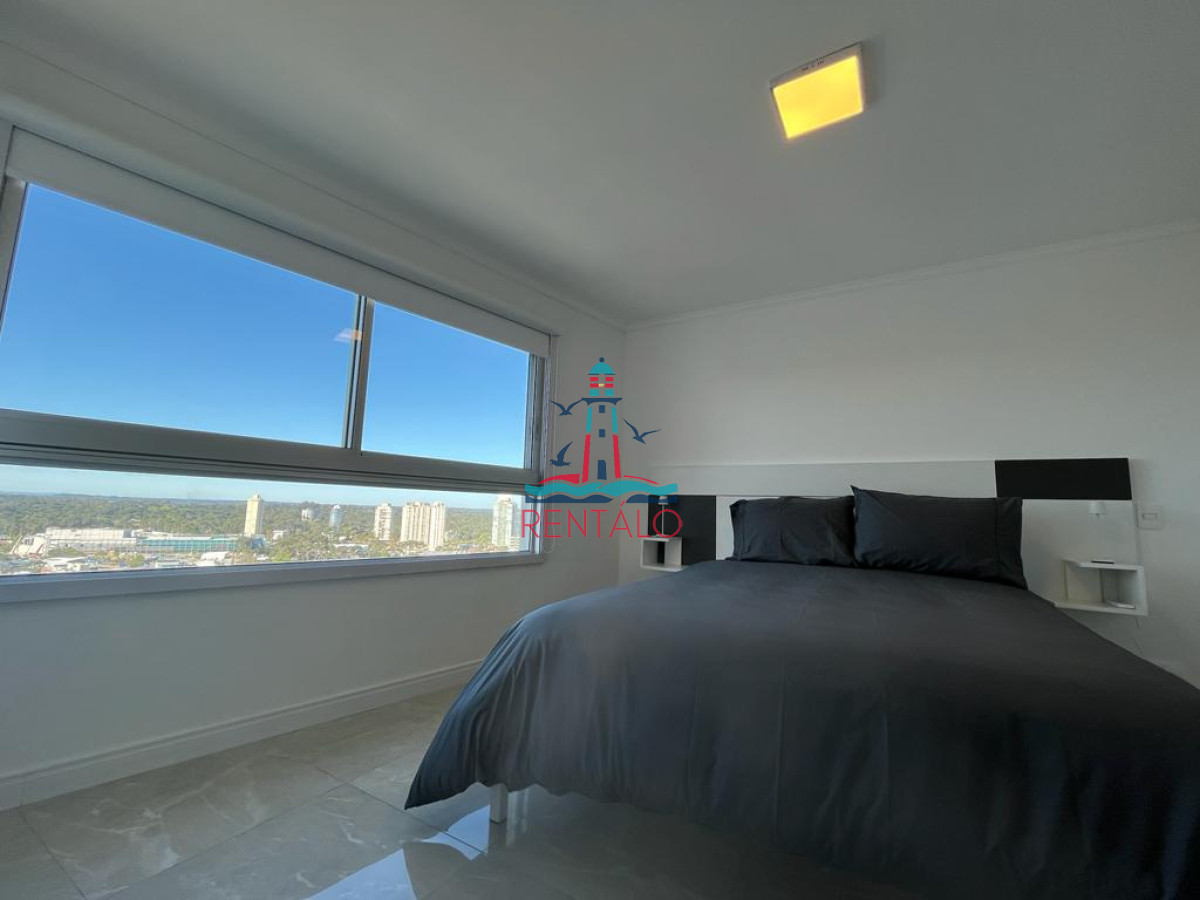 Apartamento ID.338 - Penthouse en punta del este en venta 4 dormitorios