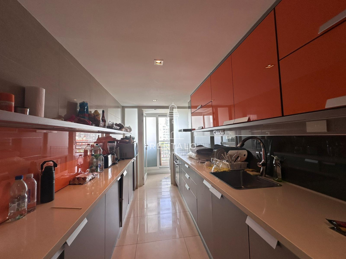 Apartamento ID.1042 - Apartamento en venta de 3 dormitorios playa mansa 