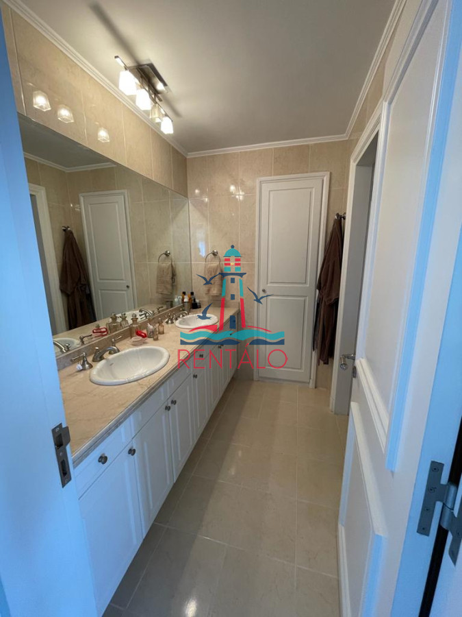 Apartamento ID.340 - Apartamento en venta en Mansa, Punta del Este de 3 dormitorios en suite.