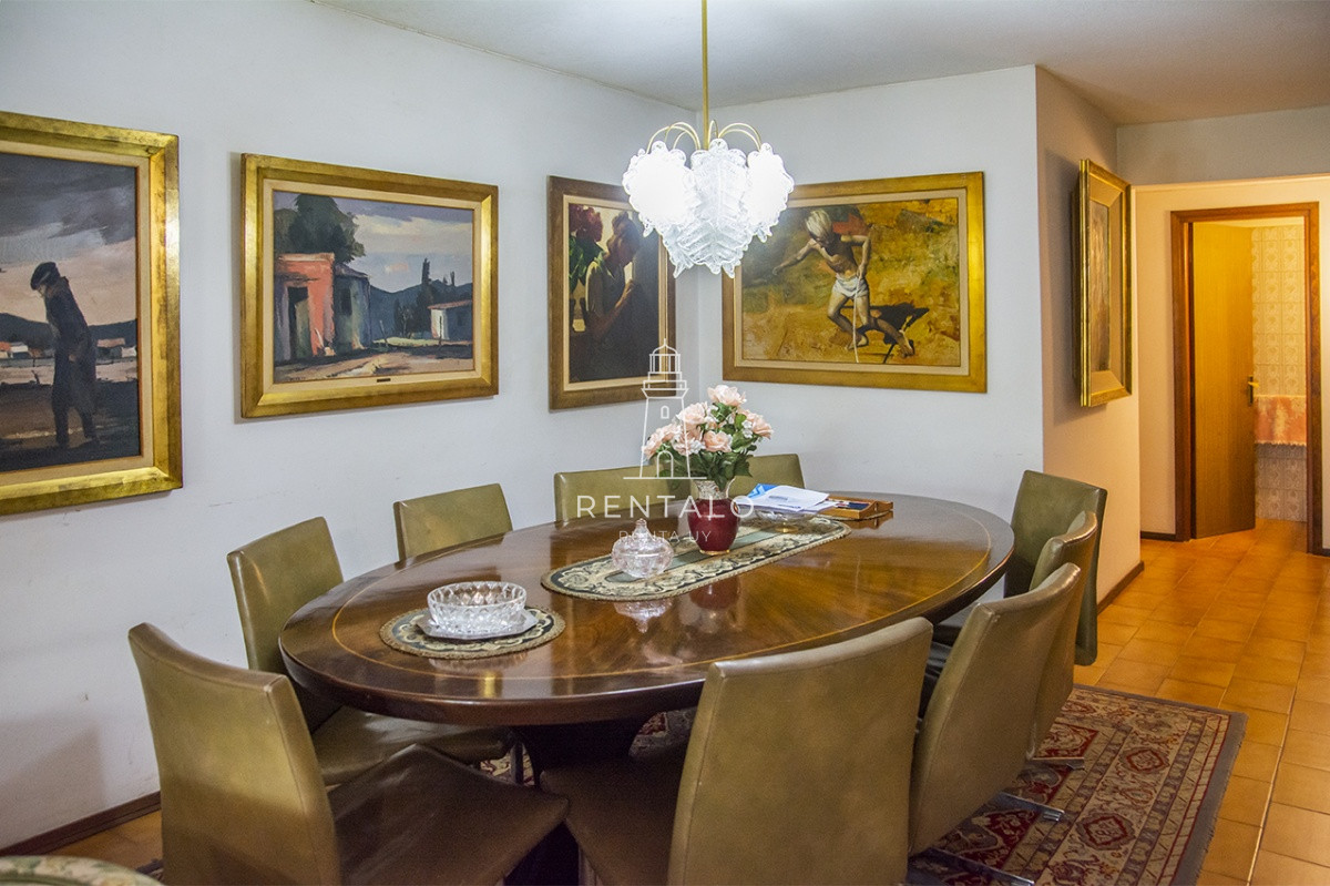 Apartamento ID.859 - Apartamento en venta de 2 dormitorios en Parada 18 de Av. Roosevelt, Punta del Este