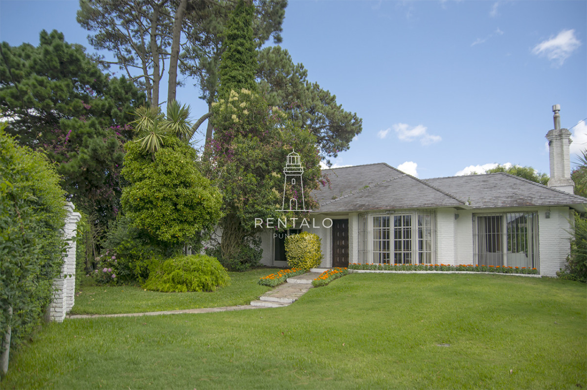 Casa ID.1251 - Vendemos hermosa casa en Punta del Este