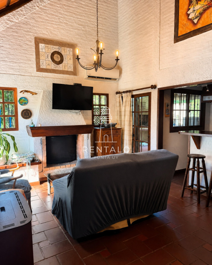 Casa ID.1338 - Casa en venta en Pinares - Punta del Este de 3 dormitorios en zona muy residencial y tranquila