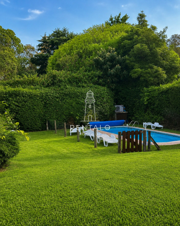 Casa ID.1338 - Casa en venta en Pinares - Punta del Este de 3 dormitorios en zona muy residencial y tranquila