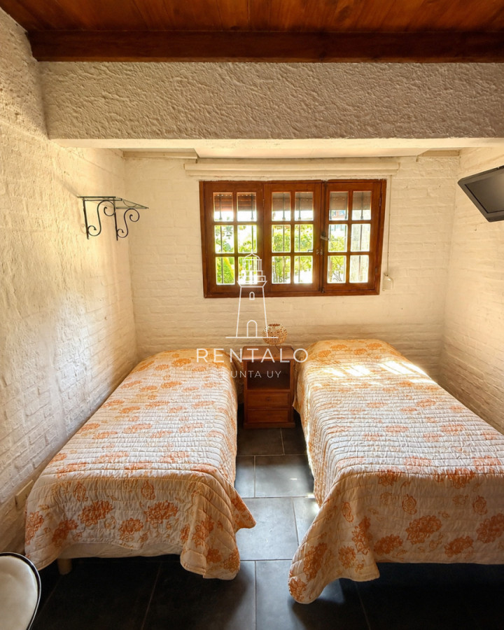 Casa ID.1338 - Casa en venta en Pinares - Punta del Este de 3 dormitorios en zona muy residencial y tranquila