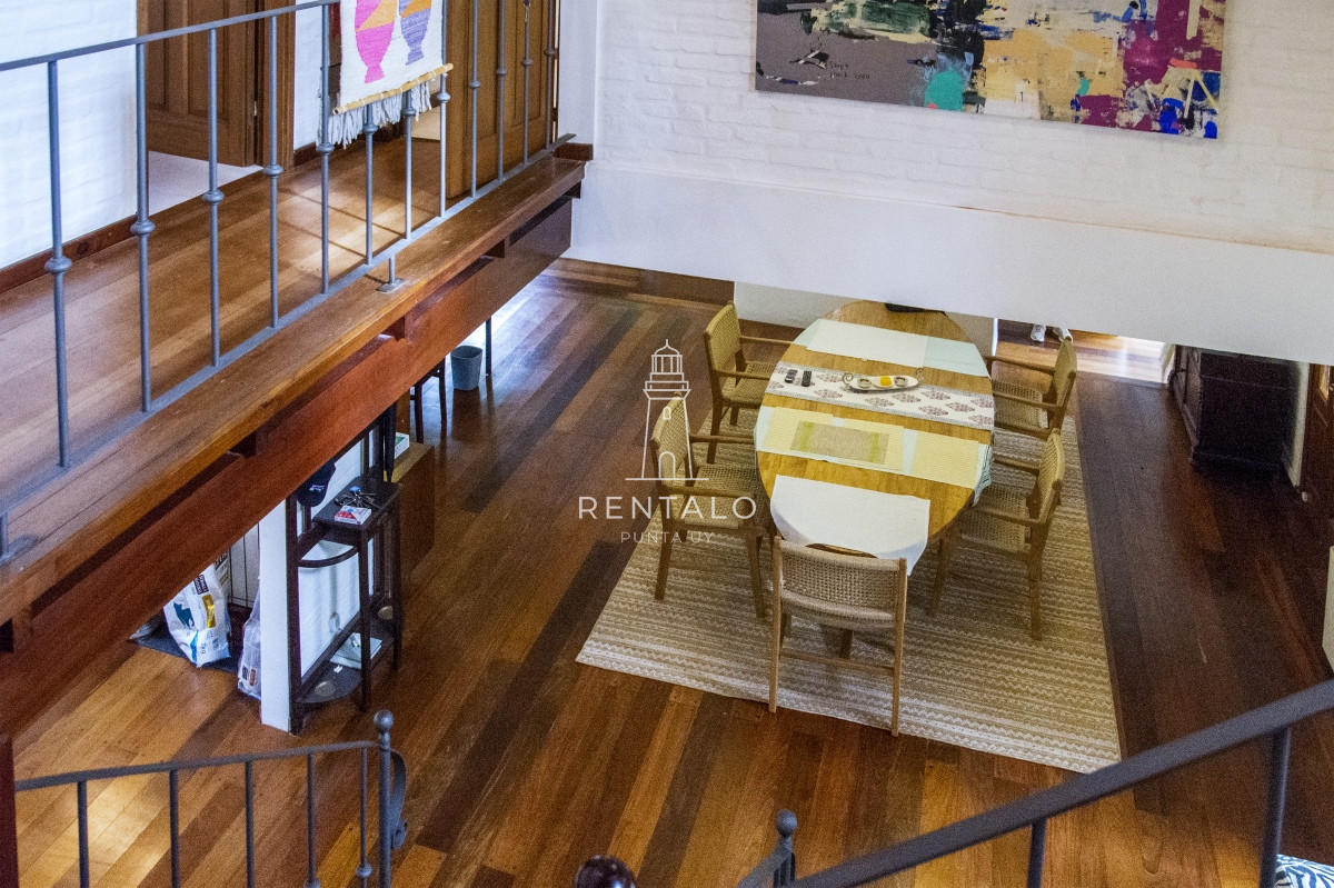 Casa ID.896 - Casa en Venta 7 dormitorios en Punta del este Golf