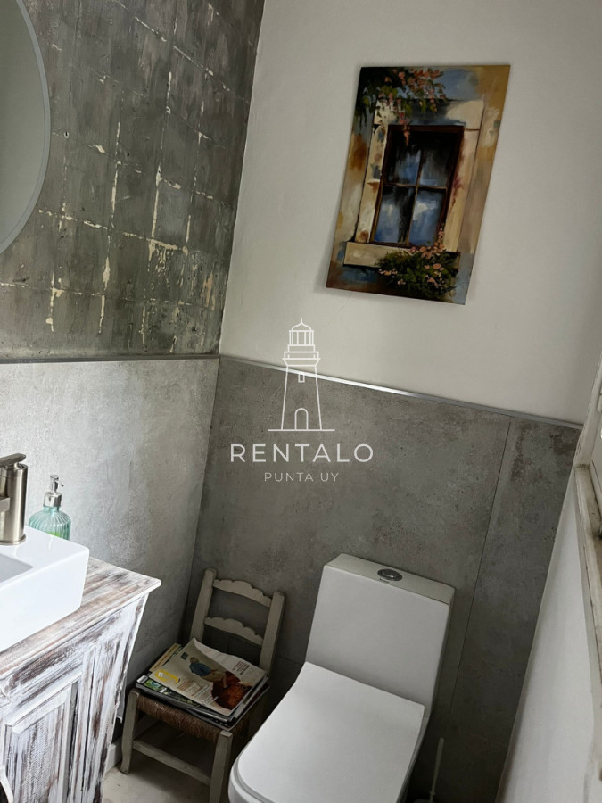 Casa ID.854 - Alquiler anual Casa 3 dormitorios en barrio privado Punta del Este