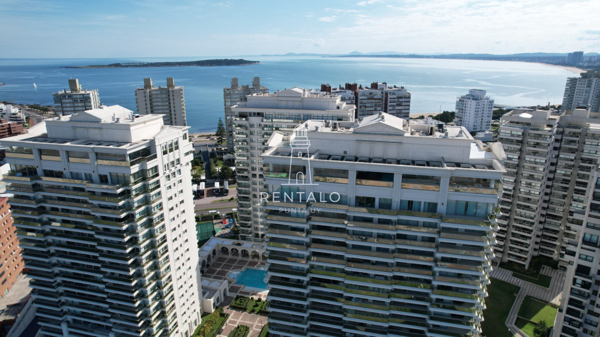 Apartamento ID.348 - Hermoso departamento en edificio Imperiale en alquiler, 3 dormitorios en suite
