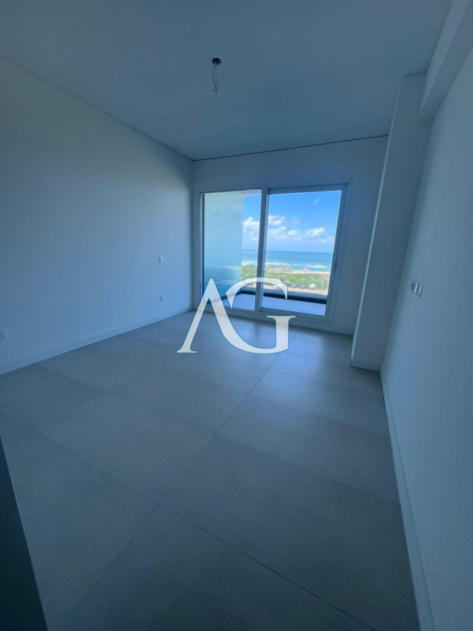 Apartamento ID.374 - Vistas panoramicas de Playa Brava, Departamento de 3 dormitorios en venta. Torre Le Parc