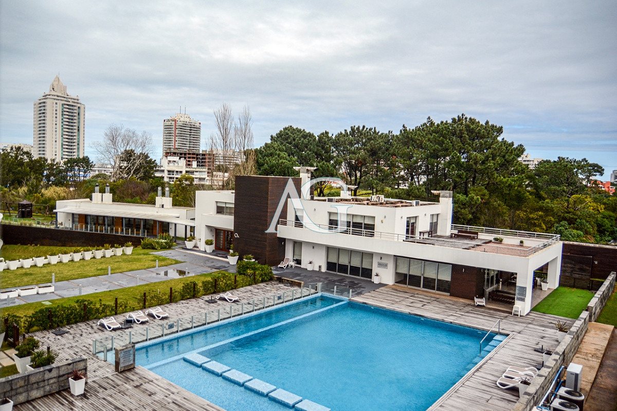 Apartamento ID.357 - Departamento de 3 dormitorios en venta en Ocean Drive. 