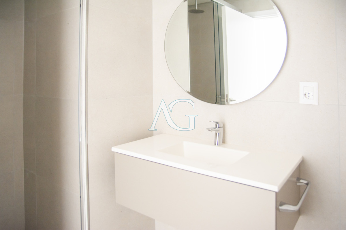 Apartamento ID.374 - Vistas panoramicas de Playa Brava, Departamento de 3 dormitorios en venta. Torre Le Parc