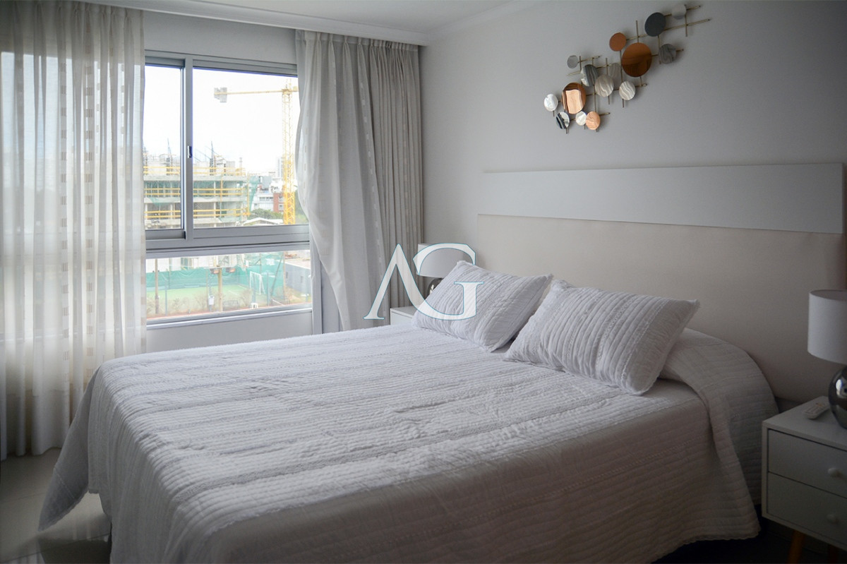 Apartamento ID.357 - Departamento de 3 dormitorios en venta en Ocean Drive. 