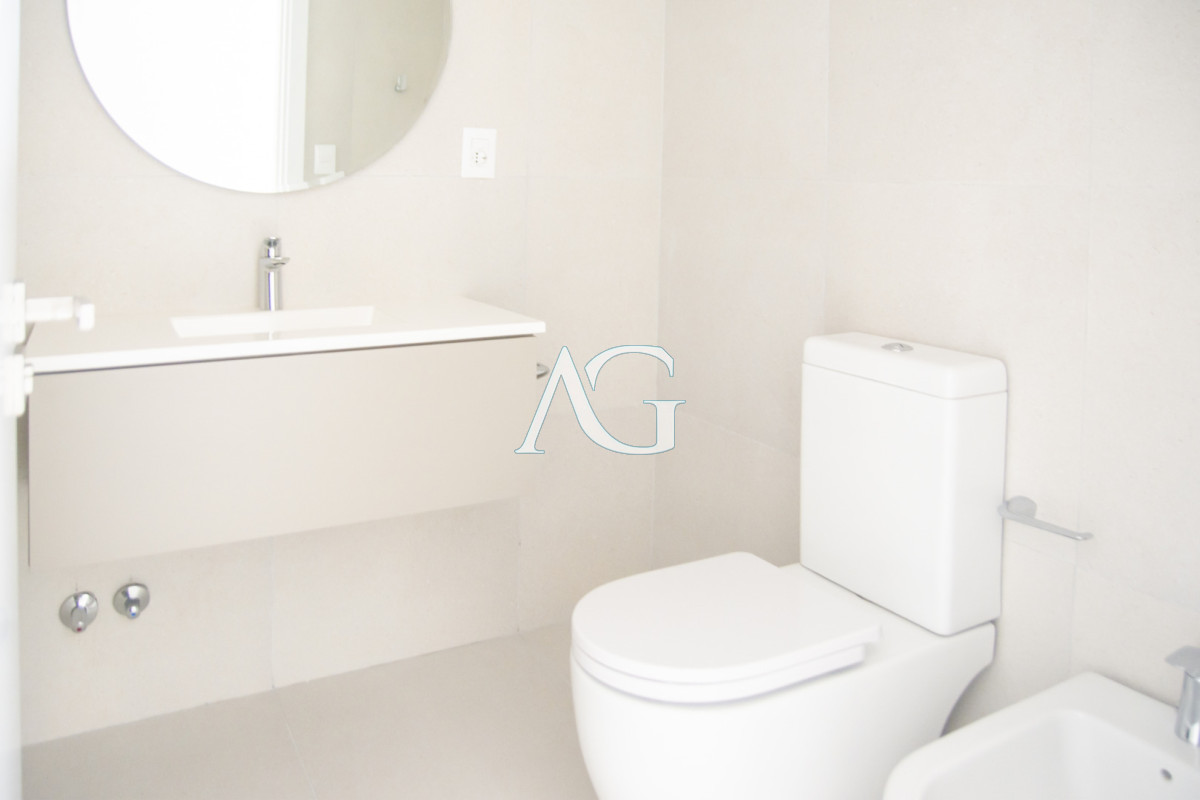 Apartamento ID.374 - Vistas panoramicas de Playa Brava, Departamento de 3 dormitorios en venta. Torre Le Parc