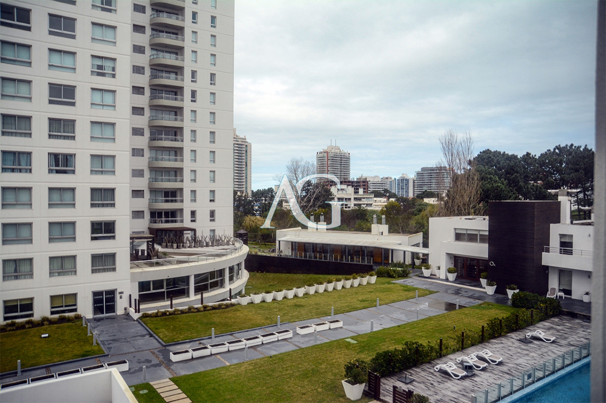 Apartamento ID.357 - Departamento de 3 dormitorios en venta en Ocean Drive. 