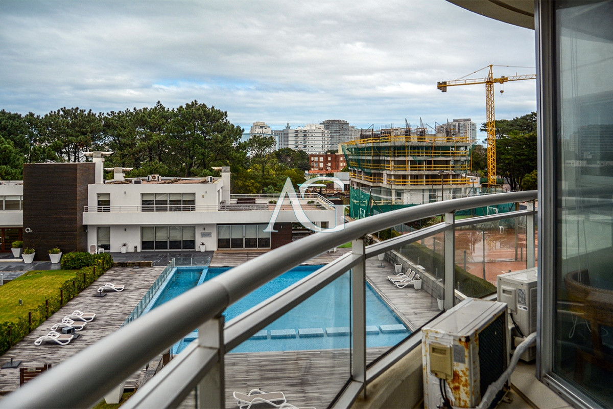 Apartamento ID.357 - Departamento de 3 dormitorios en venta en Ocean Drive. 