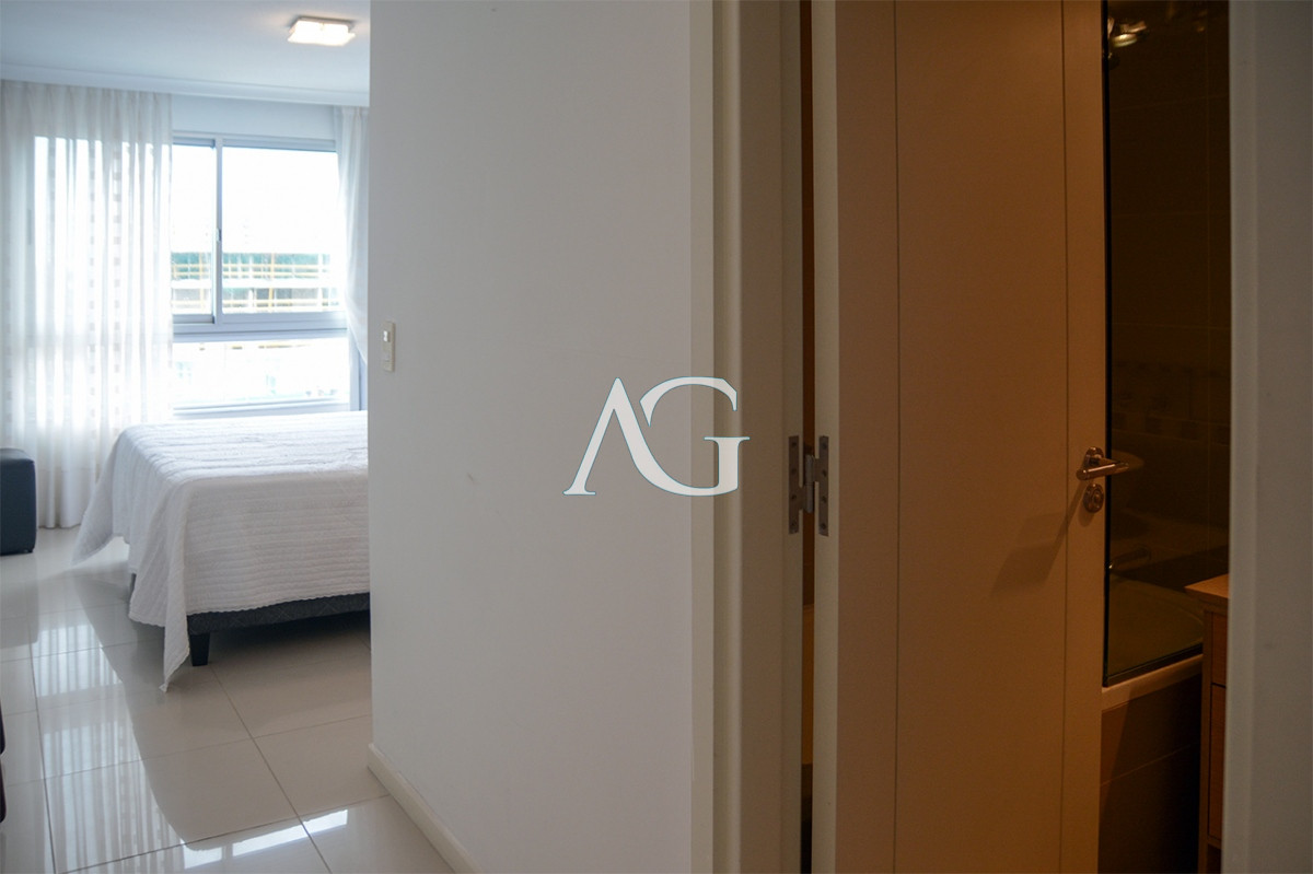 Apartamento ID.357 - Departamento de 3 dormitorios en venta en Ocean Drive. 