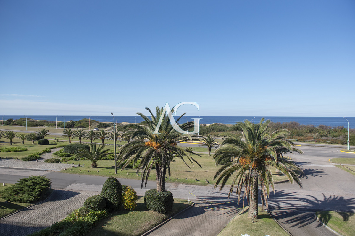 Apartamento ID.232 - En venta Elegante apartamento en San Rafael, Punta del Este