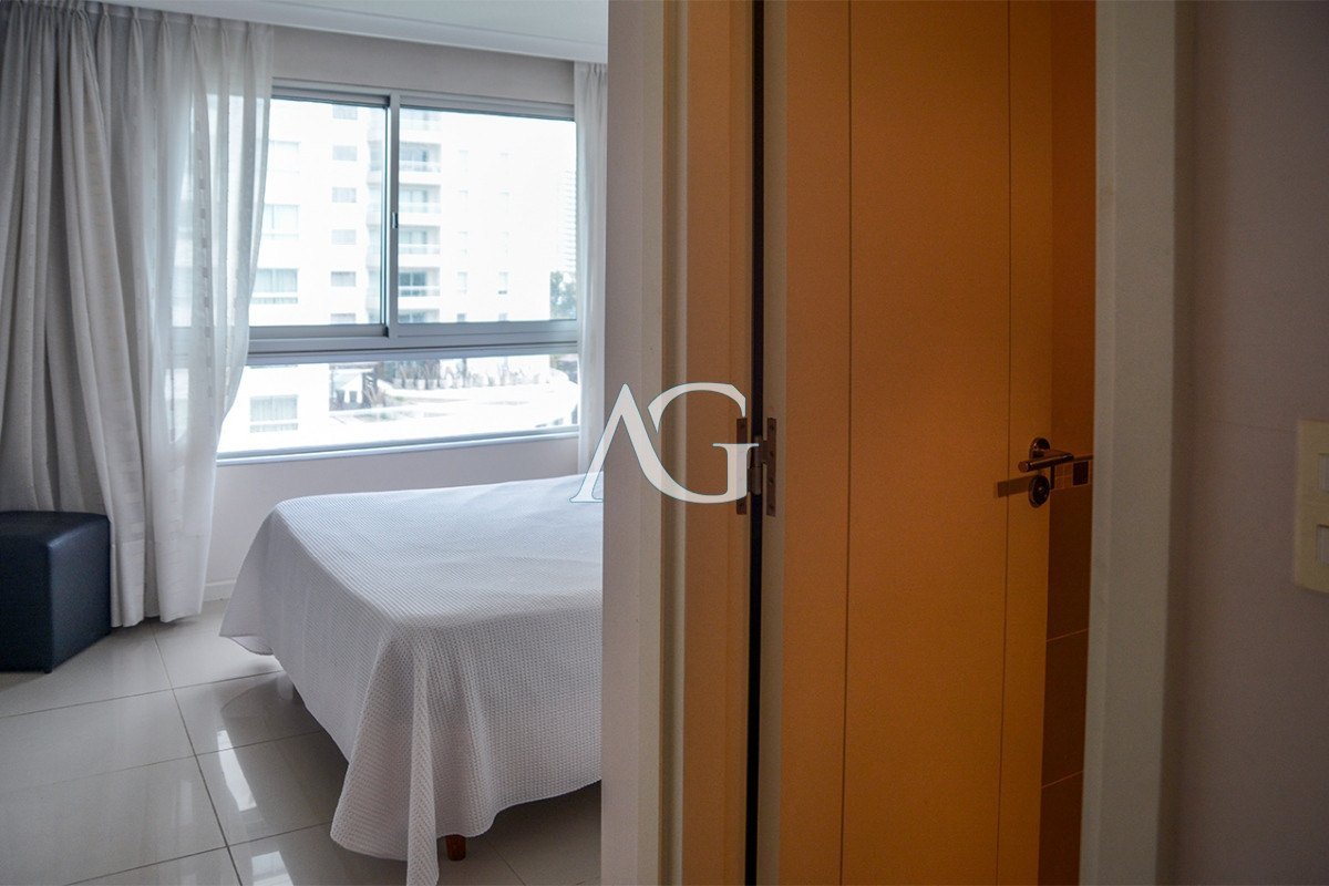Apartamento ID.357 - Departamento de 3 dormitorios en venta en Ocean Drive. 