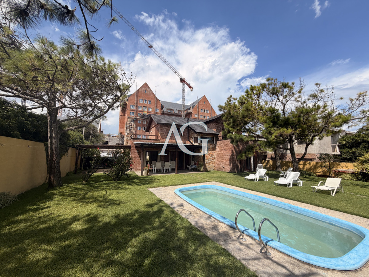 Casa ID.347 - Vende hermosa casa en san rafael , cerca del mar, Punta del Este