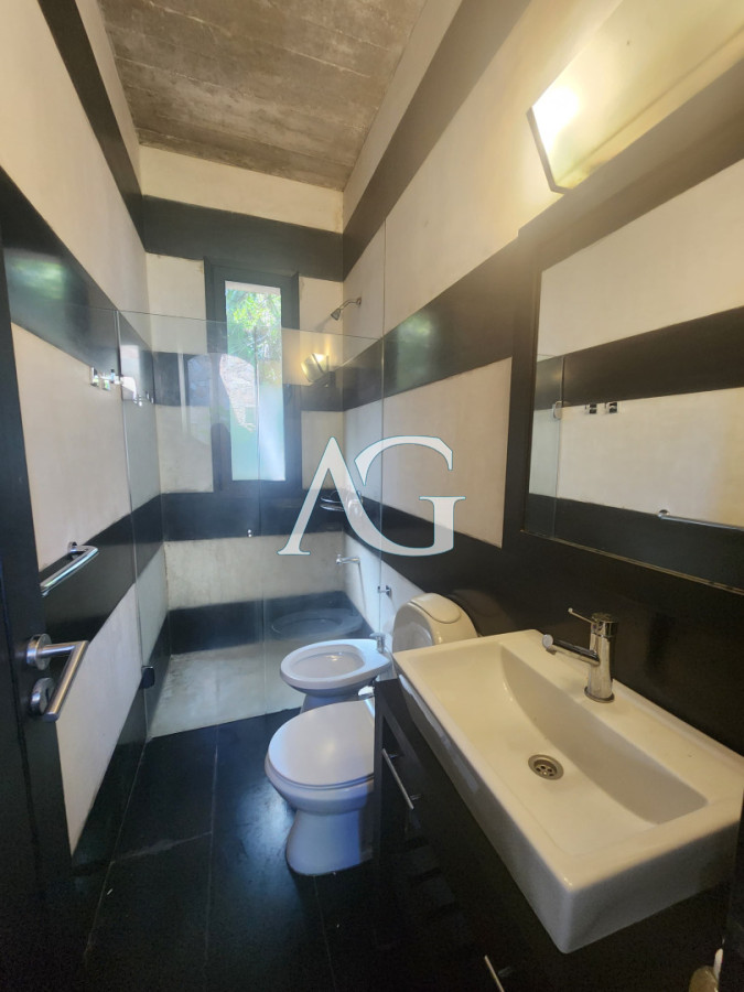 Casa ID.487 - Casa en Alborada - Punta del Este de 5 dormitorios 