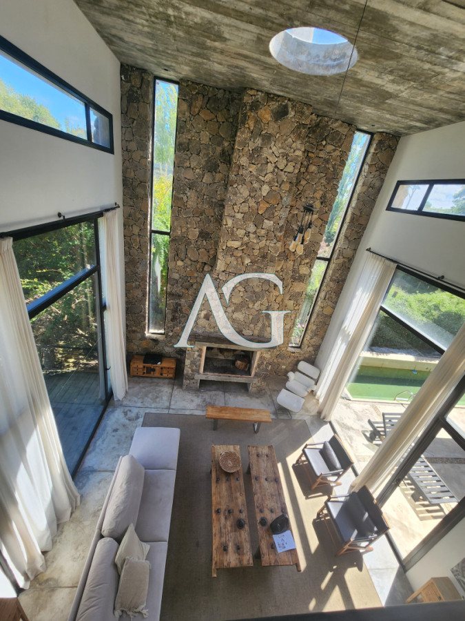 Casa ID.487 - Casa en Alborada - Punta del Este de 5 dormitorios 