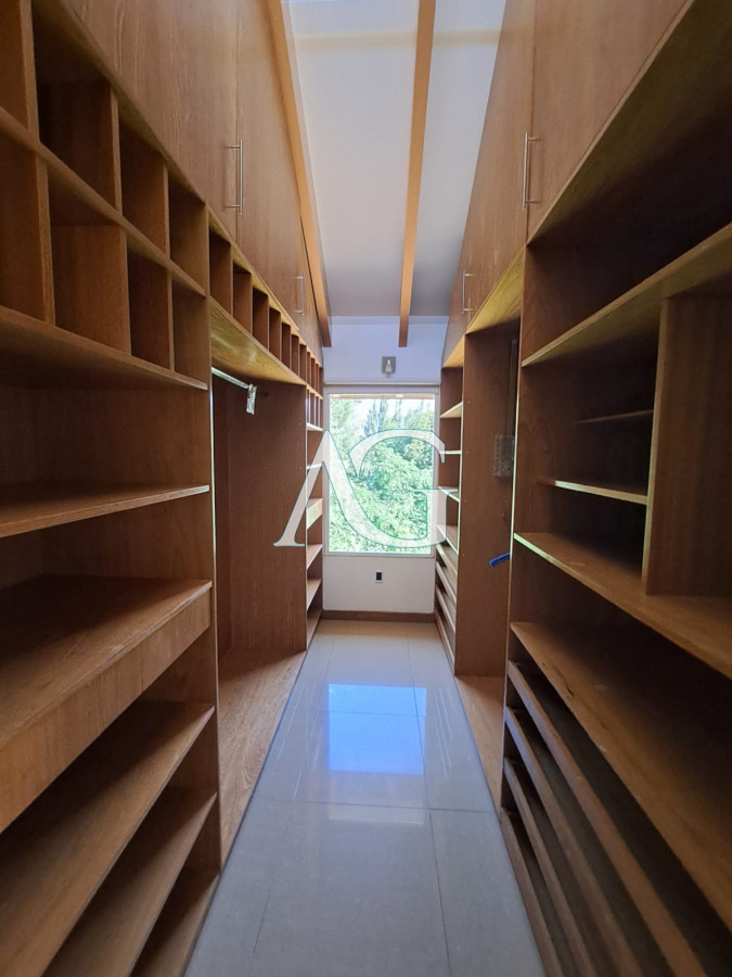 Casa ID.491 - Espaciosa Casa en Barrio Privado de 6 dorm y piscina en Punta del Este