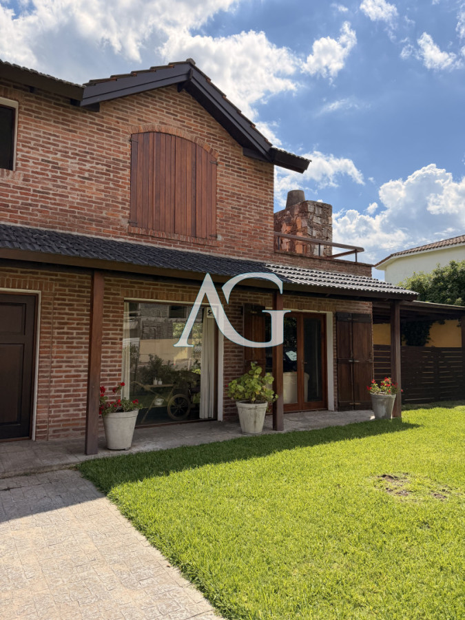 Casa ID.347 - Vende hermosa casa en san rafael , cerca del mar, Punta del Este