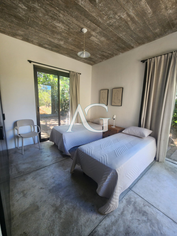 Casa ID.487 - Casa en Alborada - Punta del Este de 5 dormitorios 