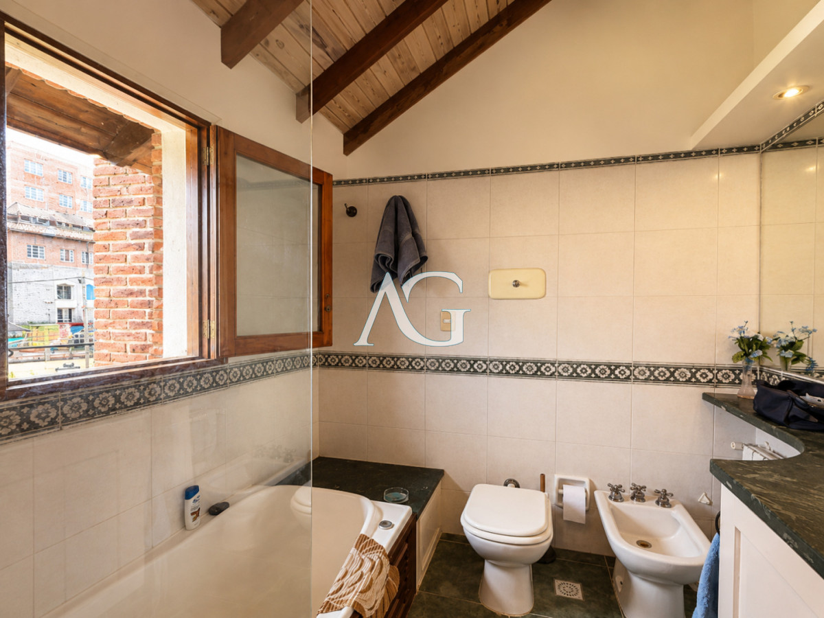 Casa ID.347 - Vende hermosa casa en san rafael , cerca del mar, Punta del Este