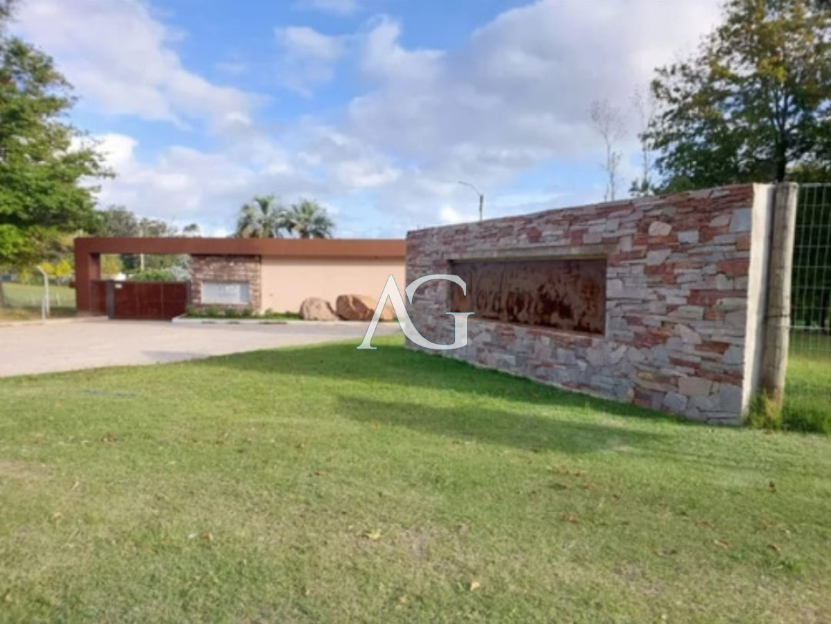 Terreno ID.124 - Terreno en Barrio Cerrado en venta