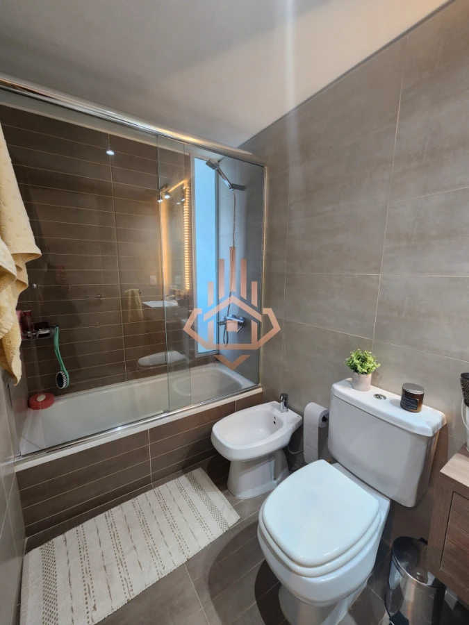 En venta apartamento de 1 dormitorio, con excelente vista en Roosevelt, Punta del Este