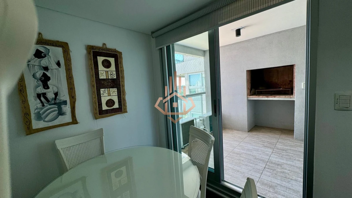 Vende hermoso depto de 2 dormitorios en Look Brava, Punta del Este