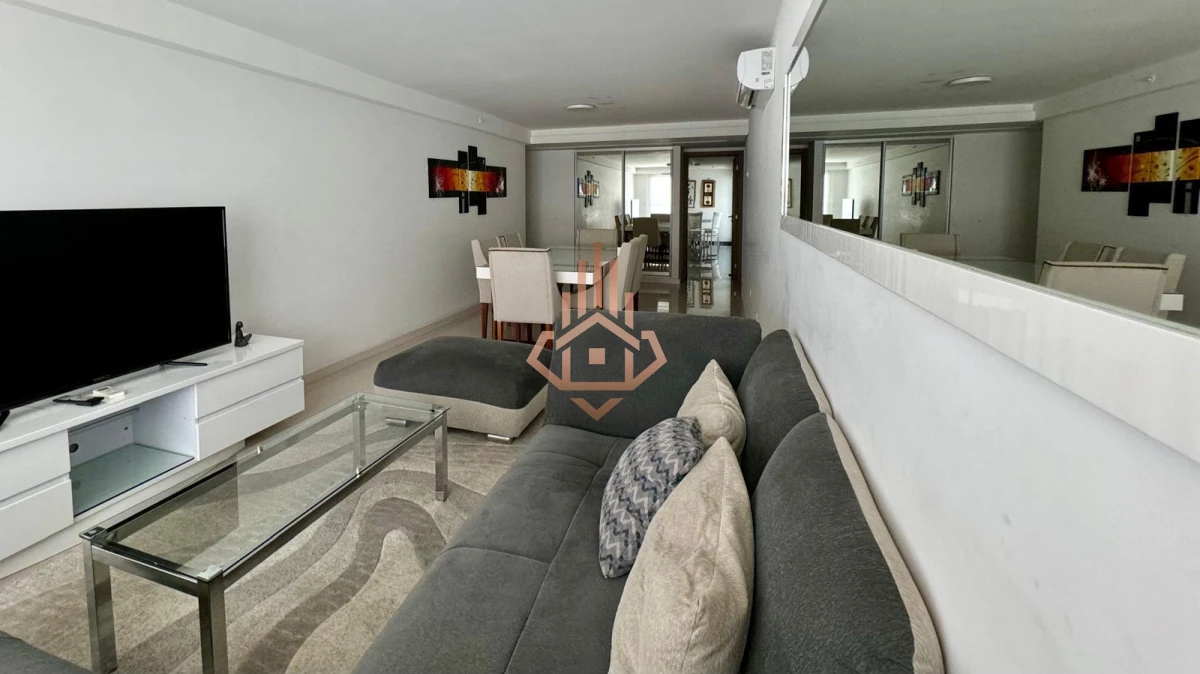 Vende hermoso depto de 2 dormitorios en Look Brava, Punta del Este